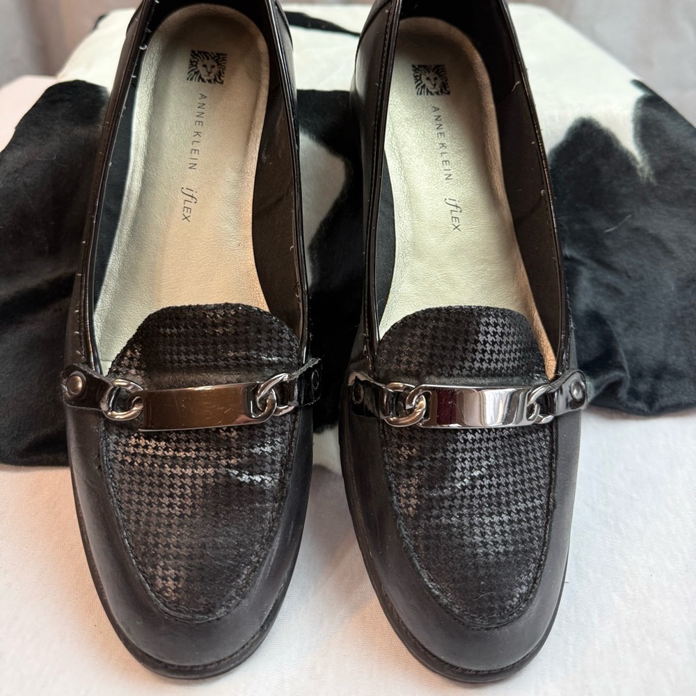 Anne Klein Black Loafers for Women